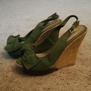 Open toe wedge heels